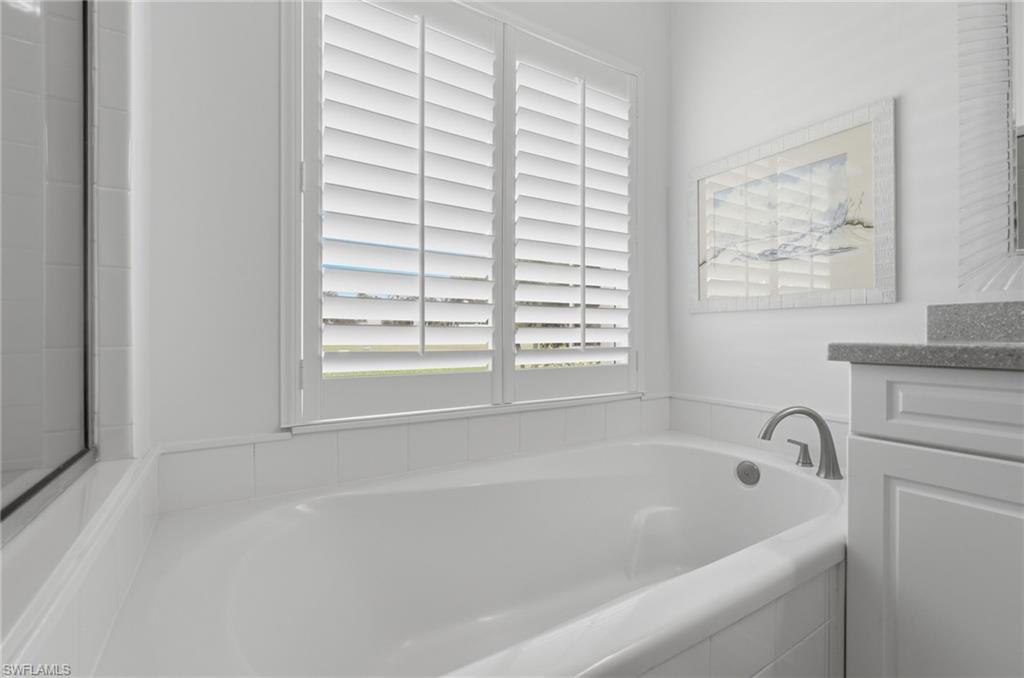 14846 Crescent Cove Dr Property Photo 24
