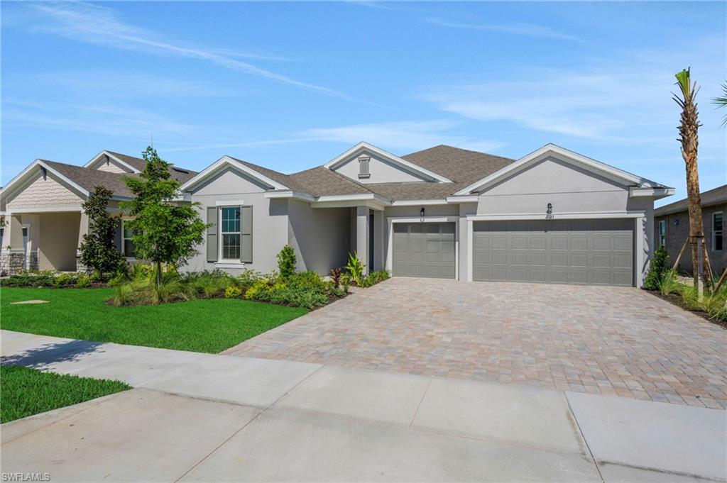 17013 Great Heron Ln Property Photo 4