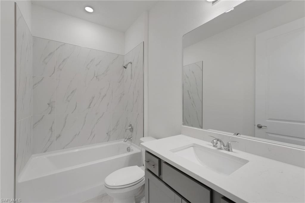 17013 Great Heron Ln Property Photo 15