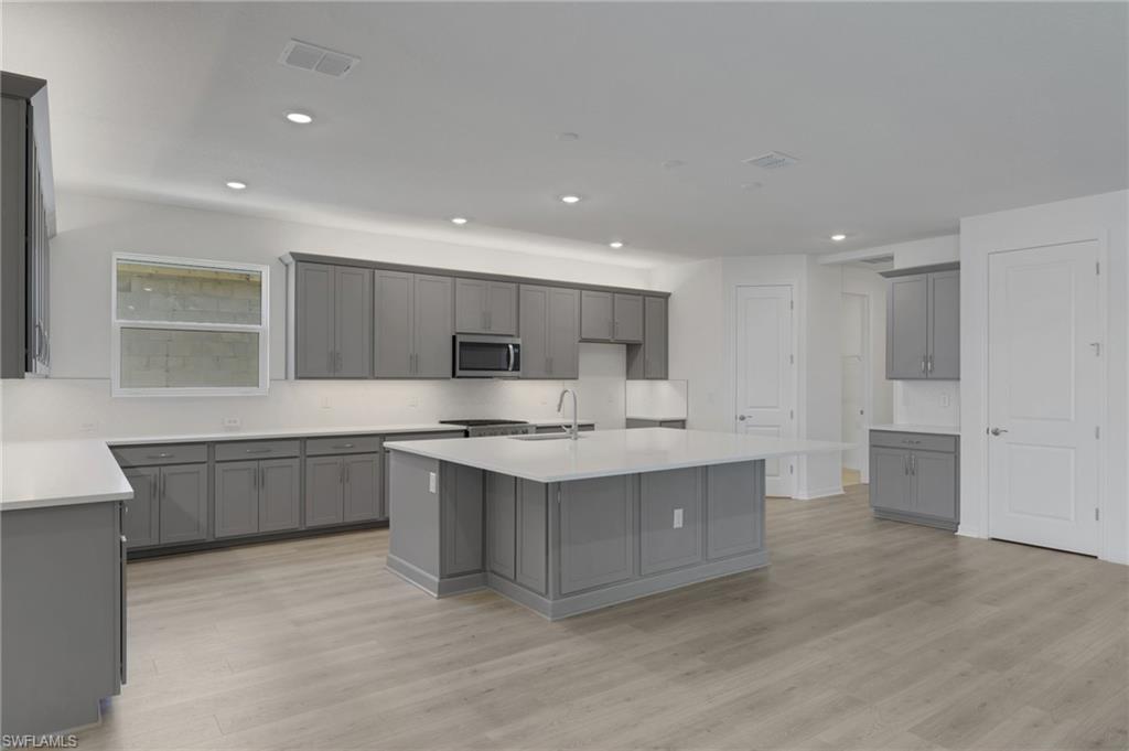 17013 Great Heron Ln Property Photo 26