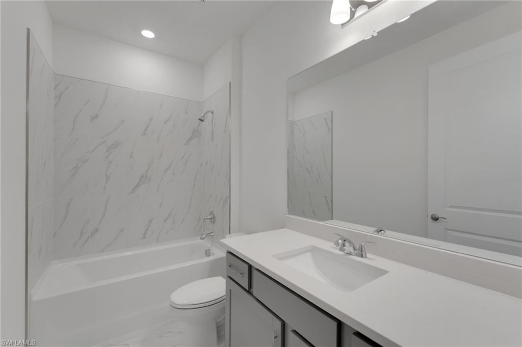 17013 Great Heron Ln Property Photo 34