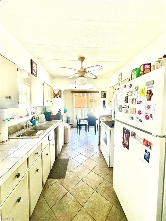 9735 Lake Fairways Blvd Property Photo 9