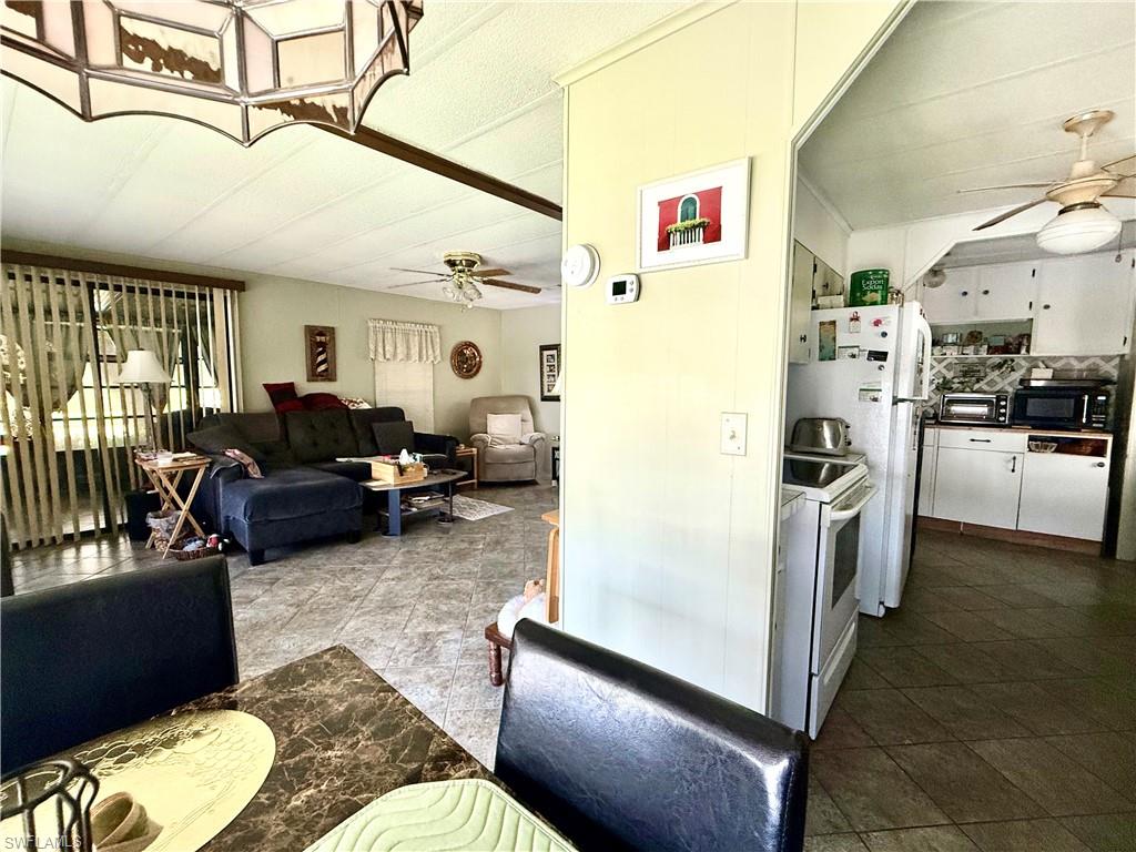 9735 Lake Fairways Blvd Property Photo 12