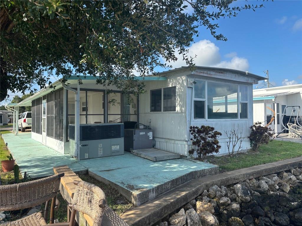 2012 S Olga Dr Property Photo 1