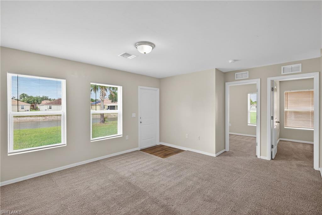 18303 Gibraltar Ln Property Photo 5