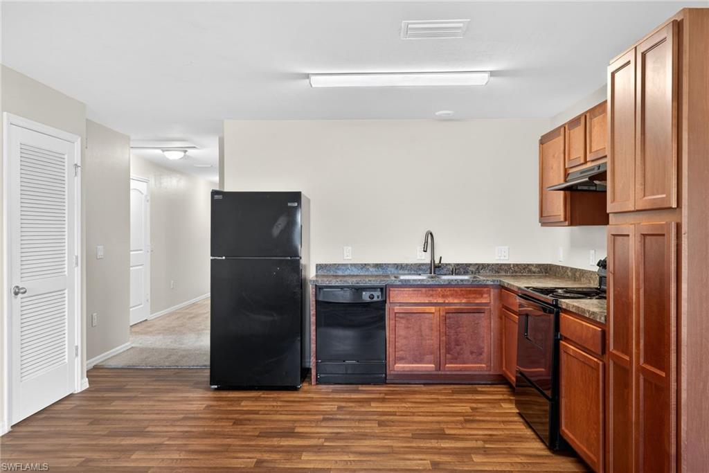 18303 Gibraltar Ln Property Photo 7