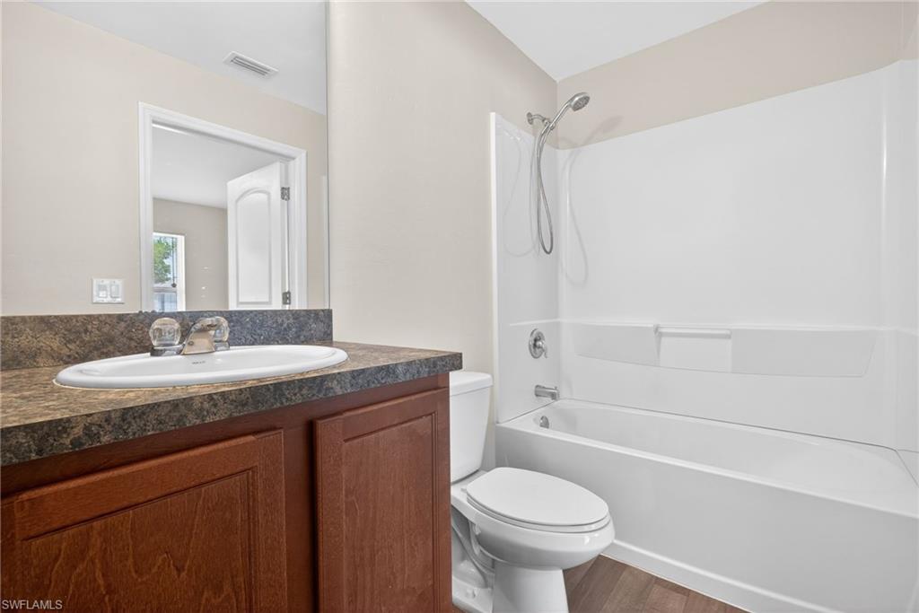 18303 Gibraltar Ln Property Photo 14