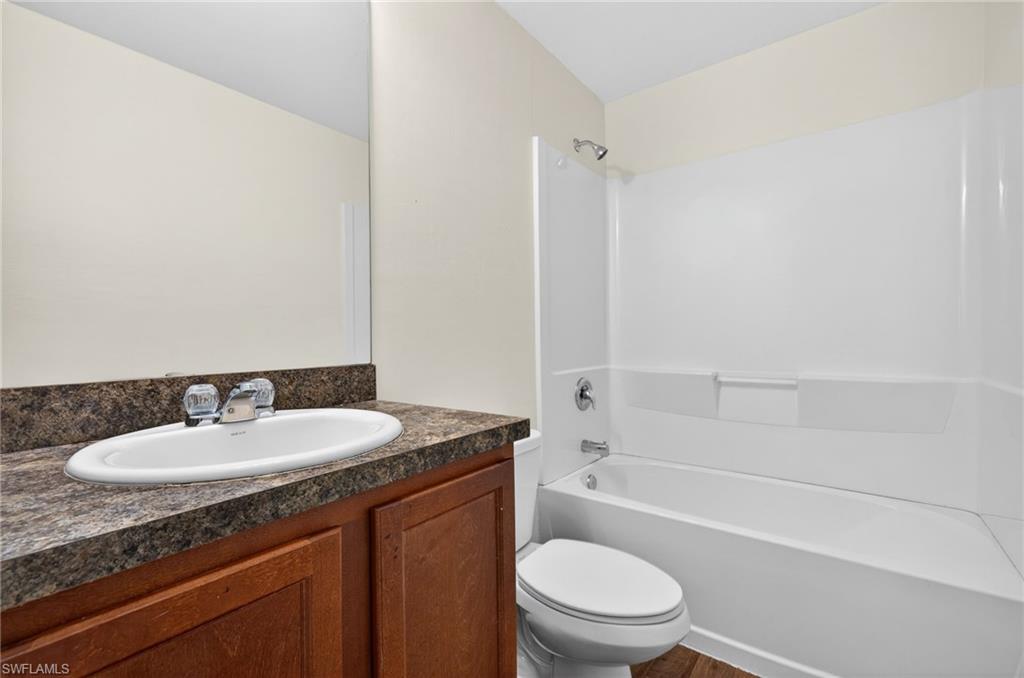 18303 Gibraltar Ln Property Photo 16