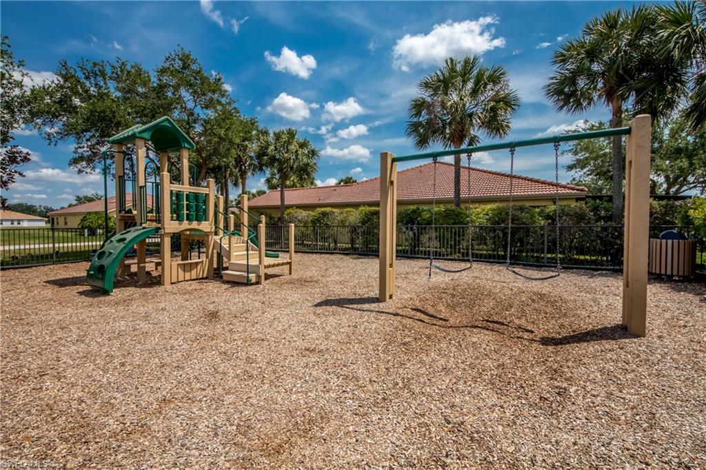 18303 Gibraltar Ln Property Photo 28