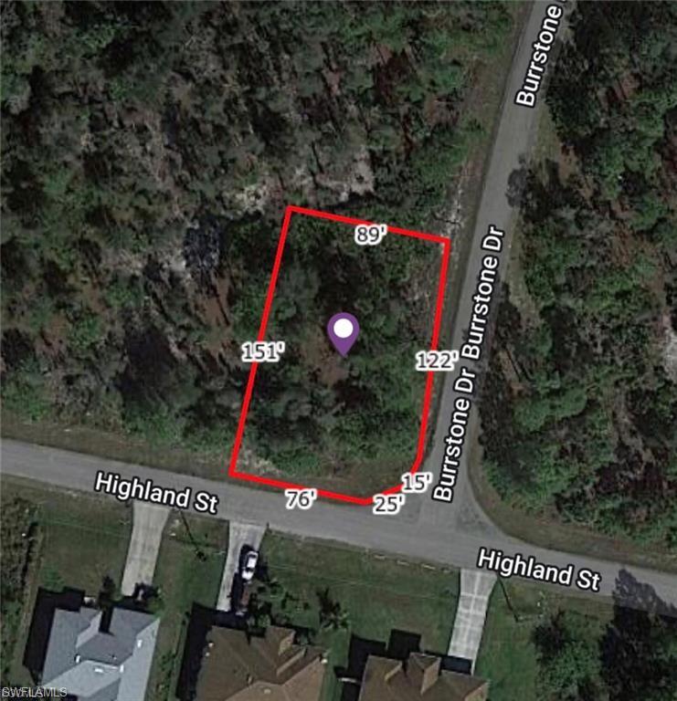 445 Highland St Property Photo 1