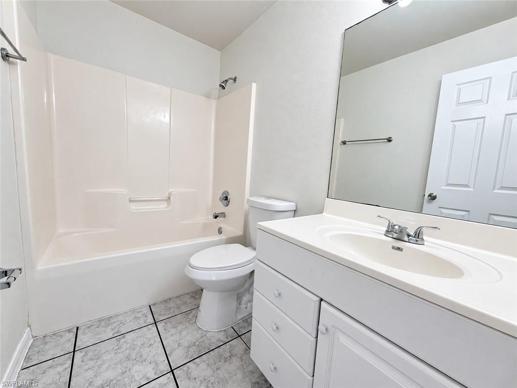 4737 28th St Sw Property Photo 11