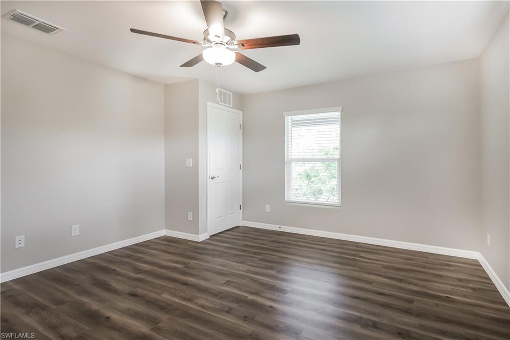 856 Anchor St E Property Photo 14