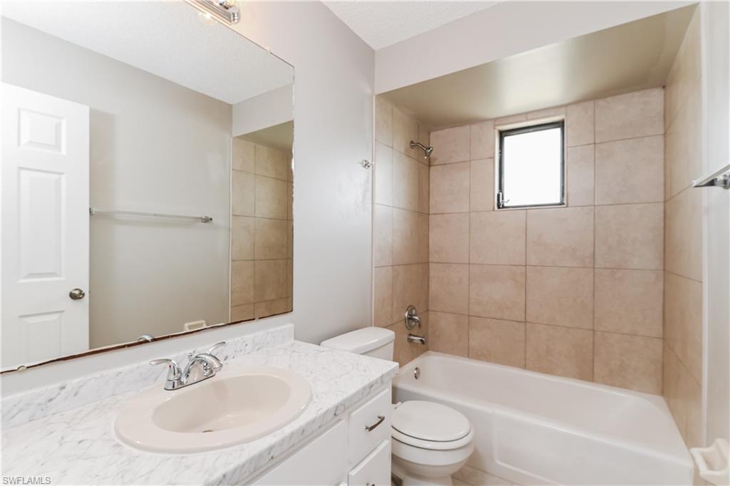 3411 Sw 6th Pl Property Photo 5