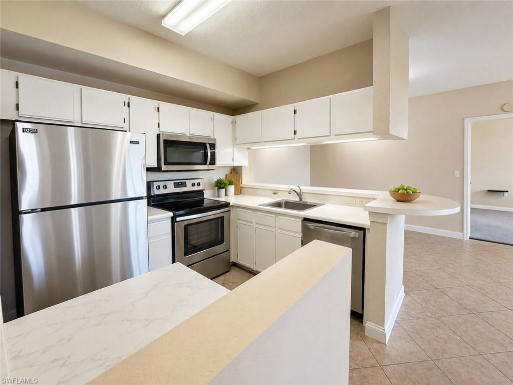 6490 Aragon Way 303 Property Photo 8