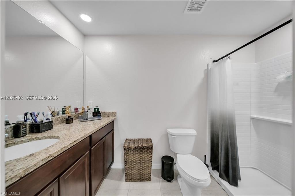 1105 Nw 24th Pl Property Photo 15