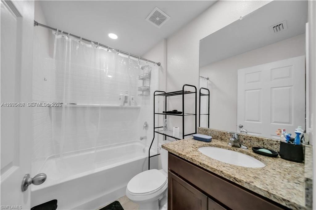 1105 Nw 24th Pl Property Photo 23