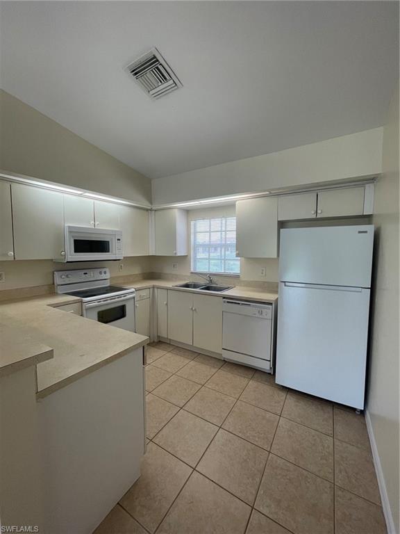 2605/2607 Sunniland Blvd Property Photo 9