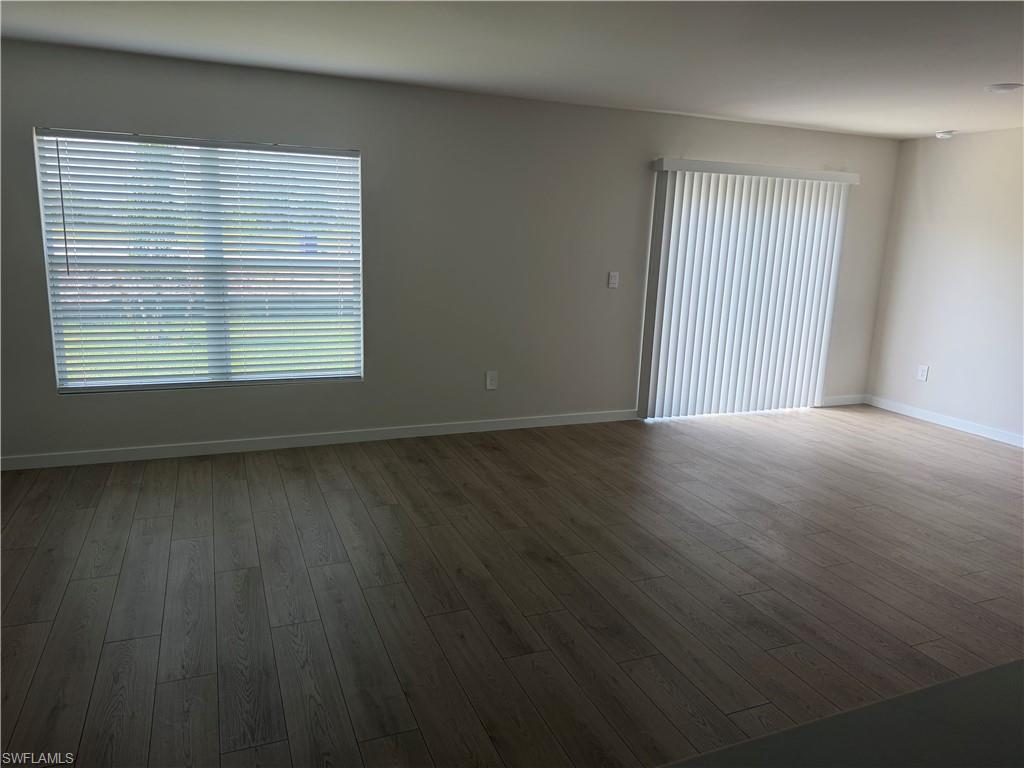 1106 Ne 39th Ter Property Photo 5