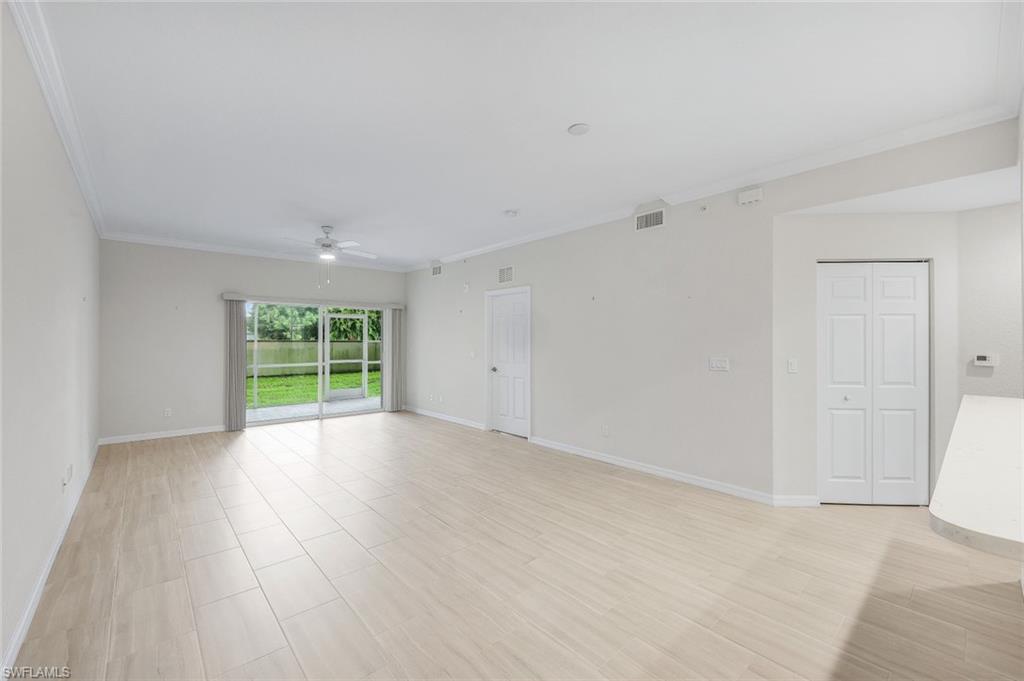 1137 Winding Pines Cir 106 Property Photo 6