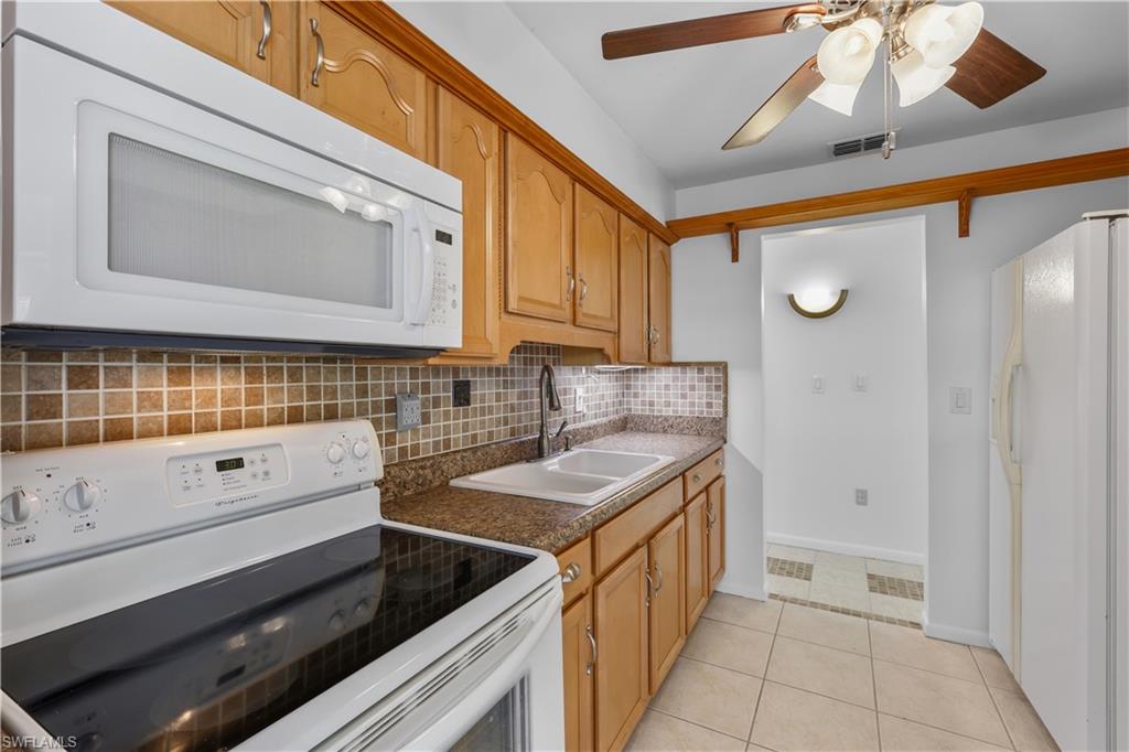 11 Desert Candle Cir Property Photo 8