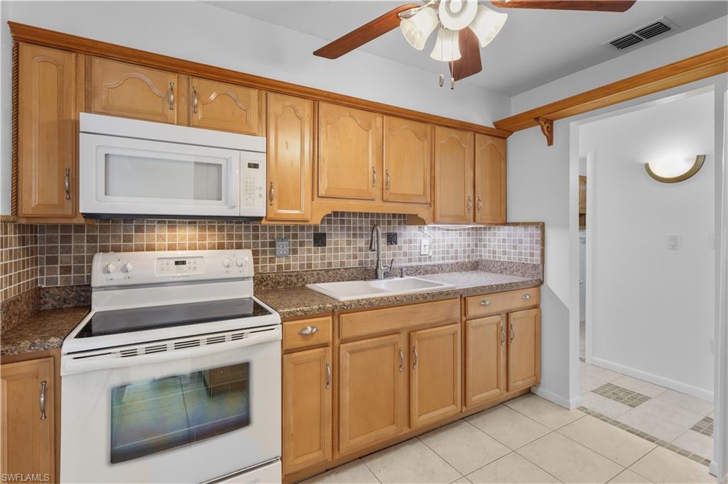 11 Desert Candle Cir Property Photo 9