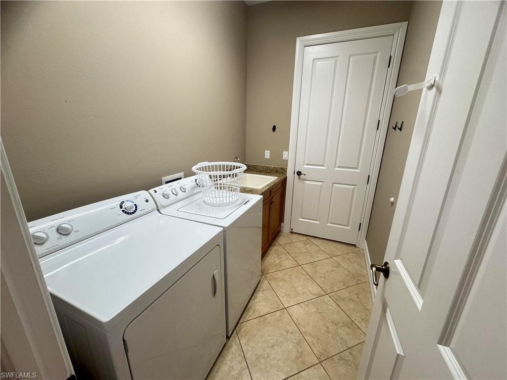 11848 Rosalinda Ct Property Photo 20