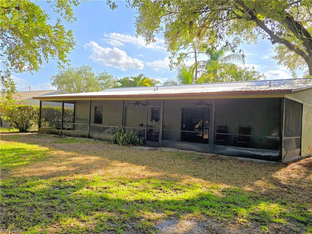 75 Hardee St Property Photo 4