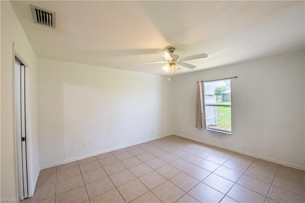 5047/5049 Centennial Blvd Property Photo 7