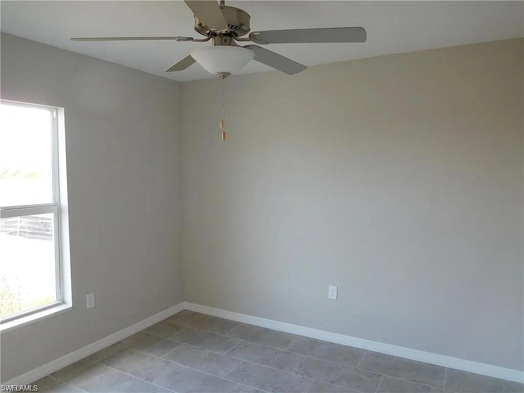 2930 Diplomat Pkwy W Property Photo 16