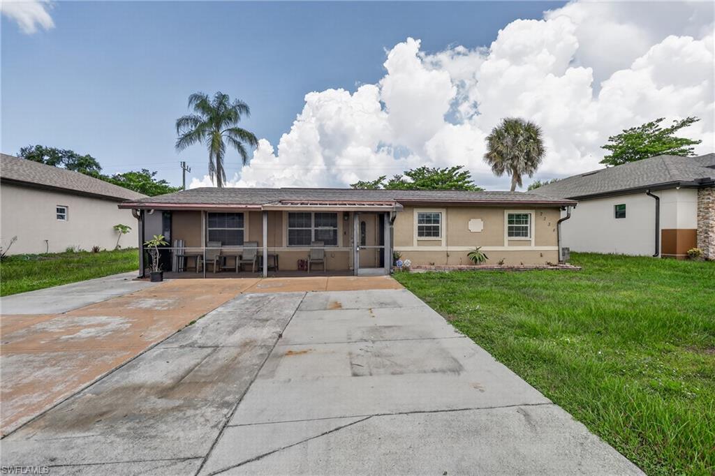 2238 Towles St Property Photo 2