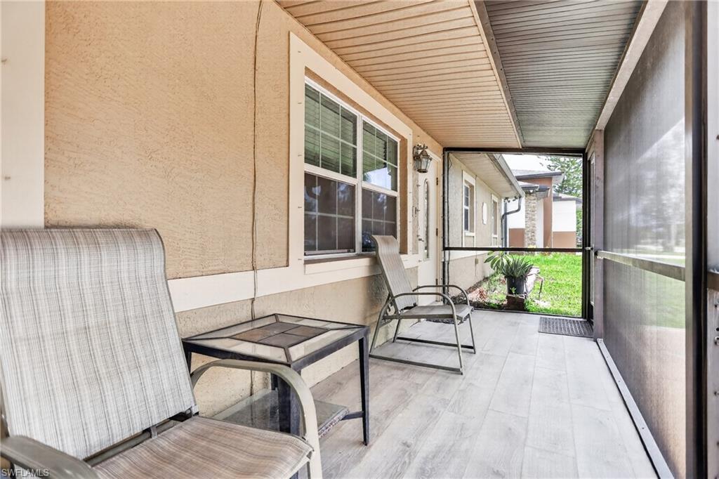 2238 Towles St Property Photo 4