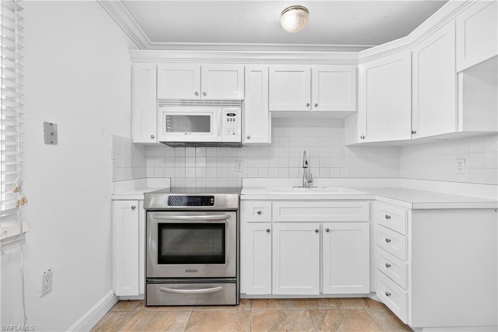 2238 Towles St Property Photo 12