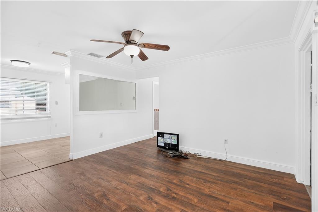 2238 Towles St Property Photo 15