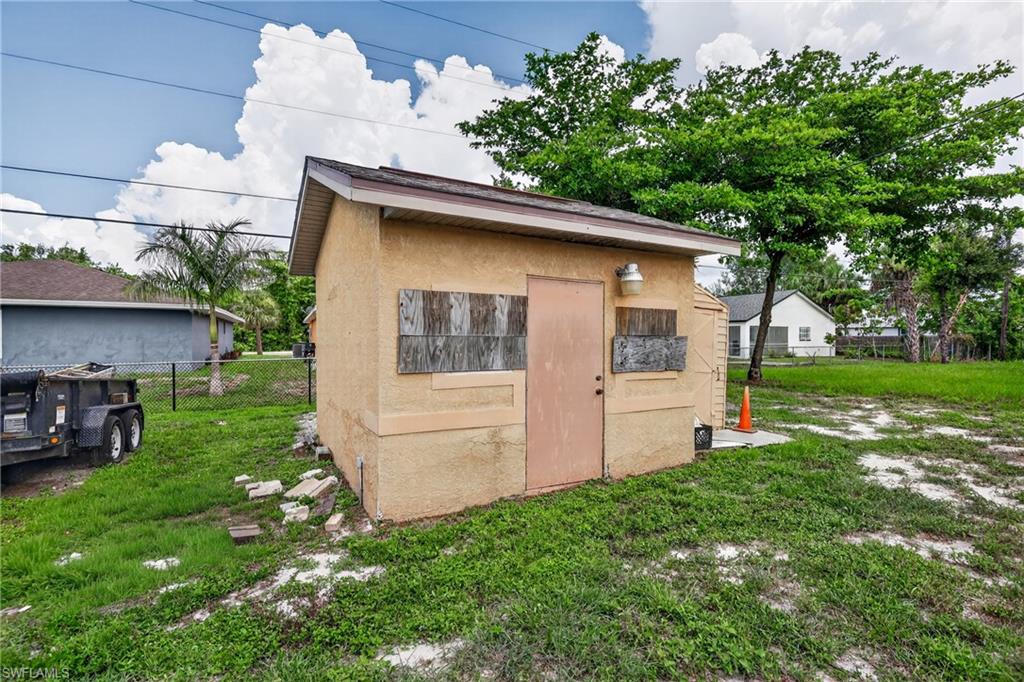 2238 Towles St Property Photo 37