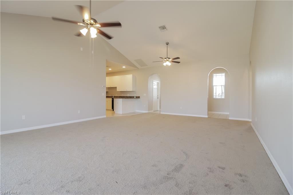 1013 Sw 33rd St Property Photo 3