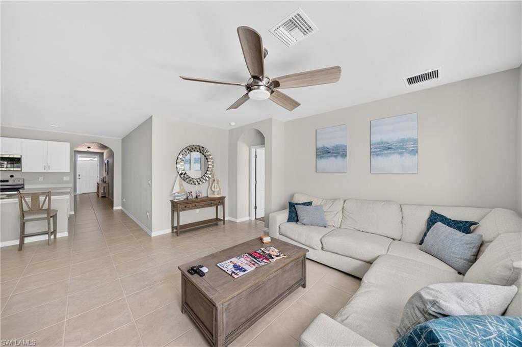 18508 Marlin Kite Ln Property Photo 4