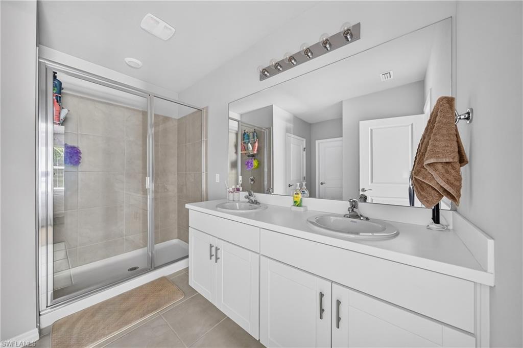18508 Marlin Kite Ln Property Photo 14