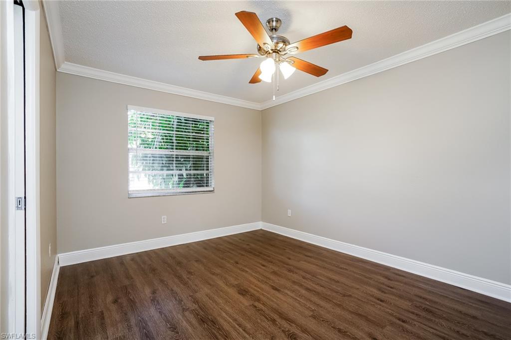 19035 Miami Blvd Property Photo 9