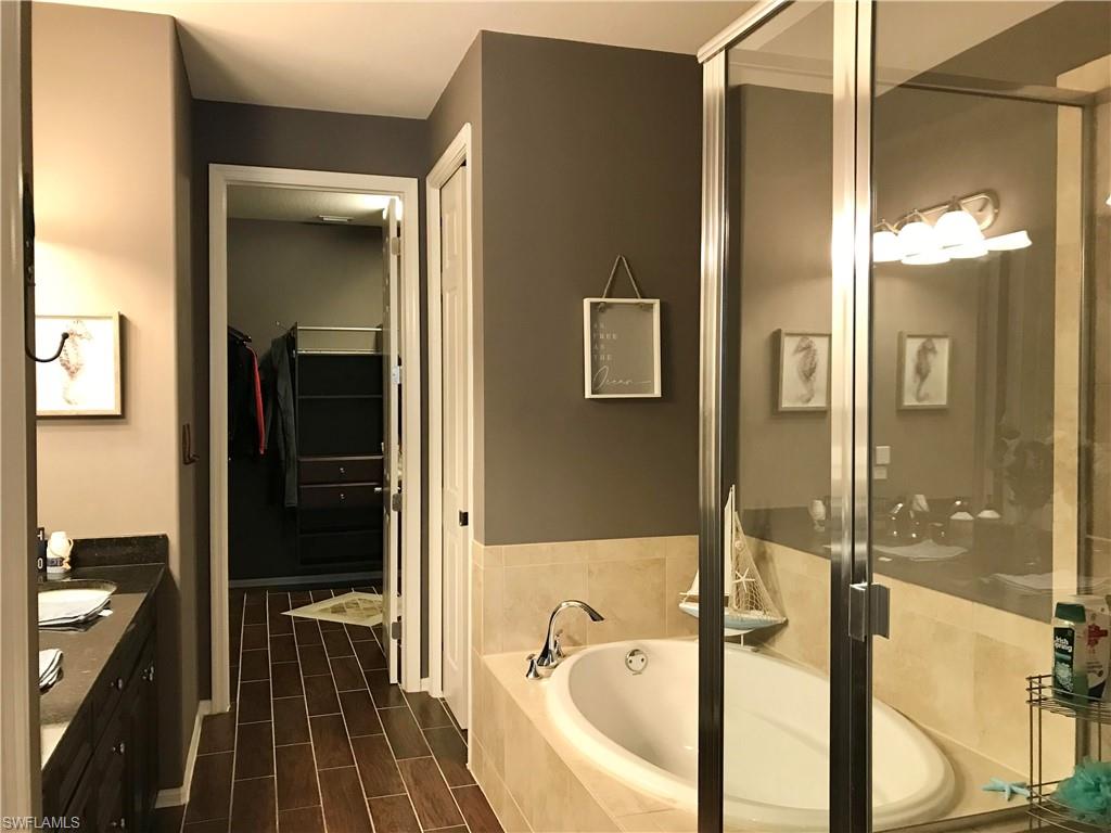 11908 Izarra Way 7002 Property Photo 12