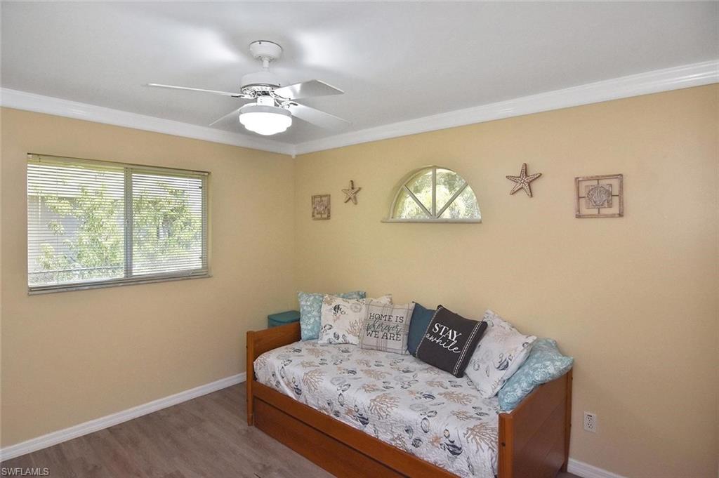 18674 Spruce Dr E Property Photo 14