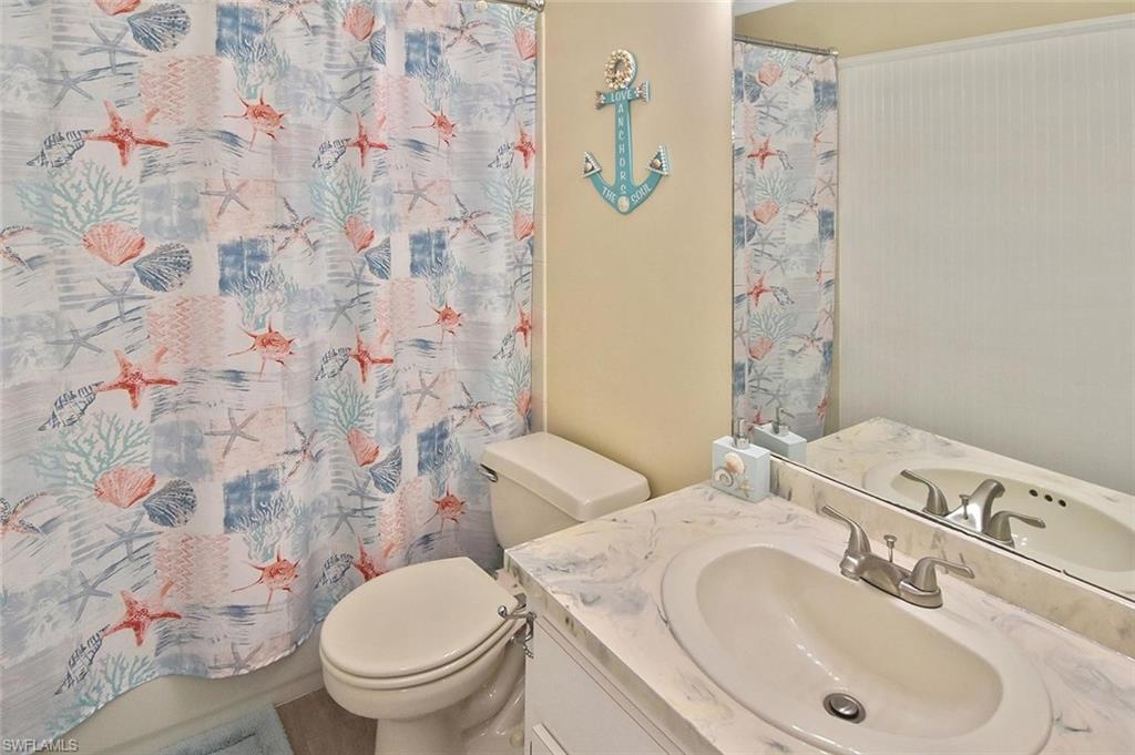 18674 Spruce Dr E Property Photo 17