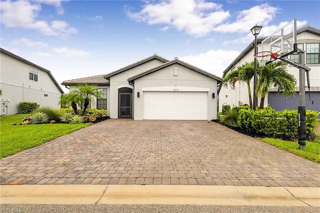 9214 Bexley Dr Property Photo 42