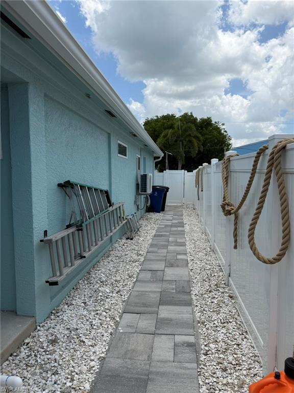 243 Estrellita Dr Property Photo 17