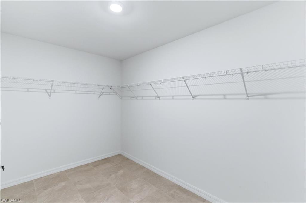 3911 Treasure Oak Way Property Photo 21