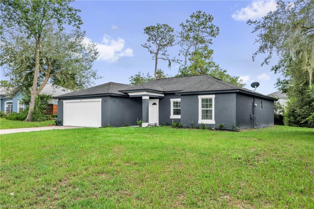 1090 Parnell Ct Property Photo 3