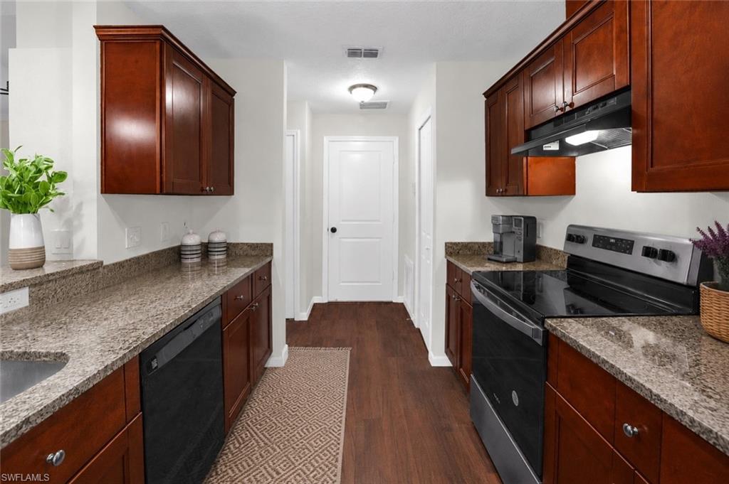 1090 Parnell Ct Property Photo 7