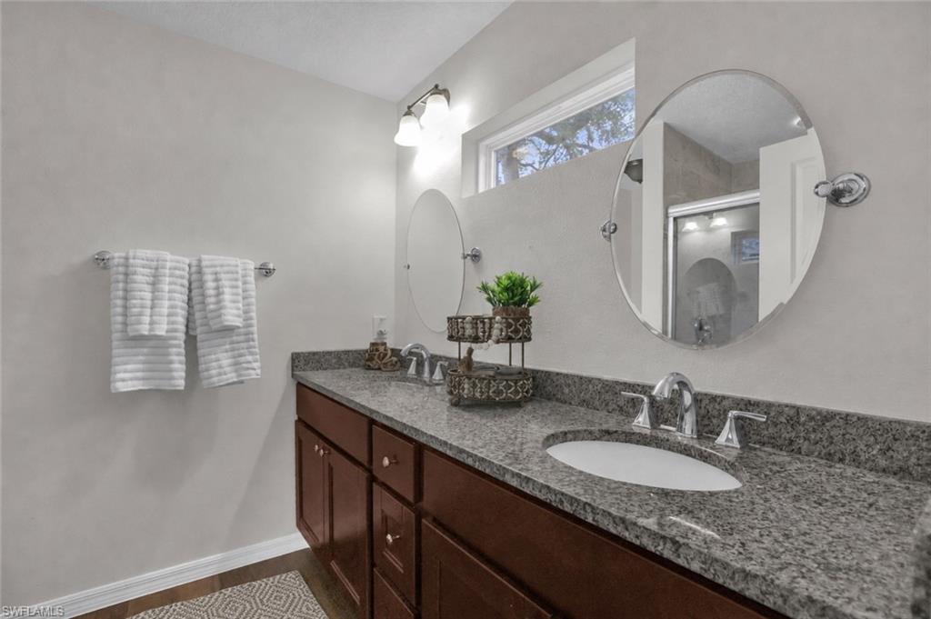 1090 Parnell Ct Property Photo 12