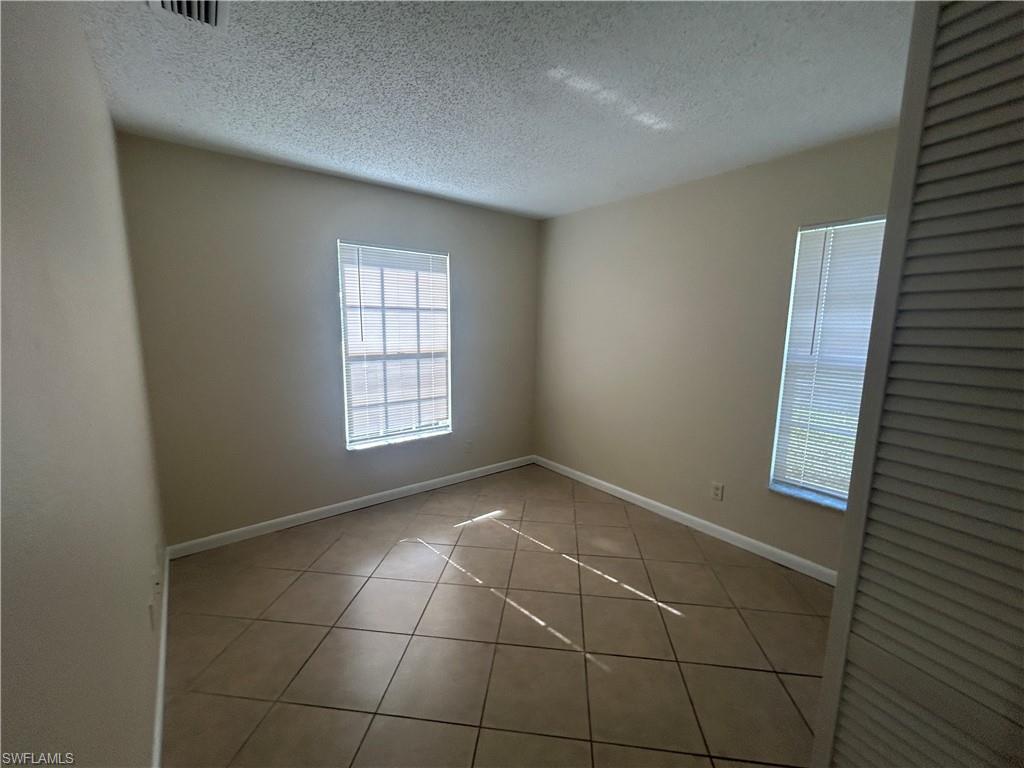 1002 Jolly Rd Property Photo 11