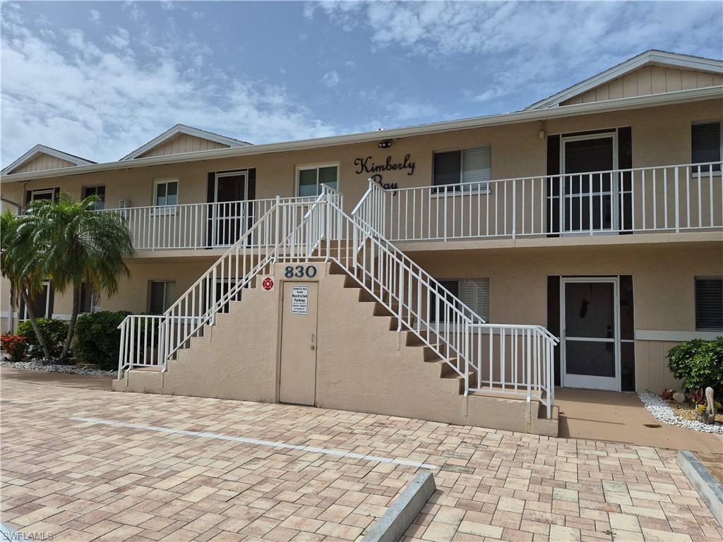 830 Sw 48th Ter 3 Property Photo 2