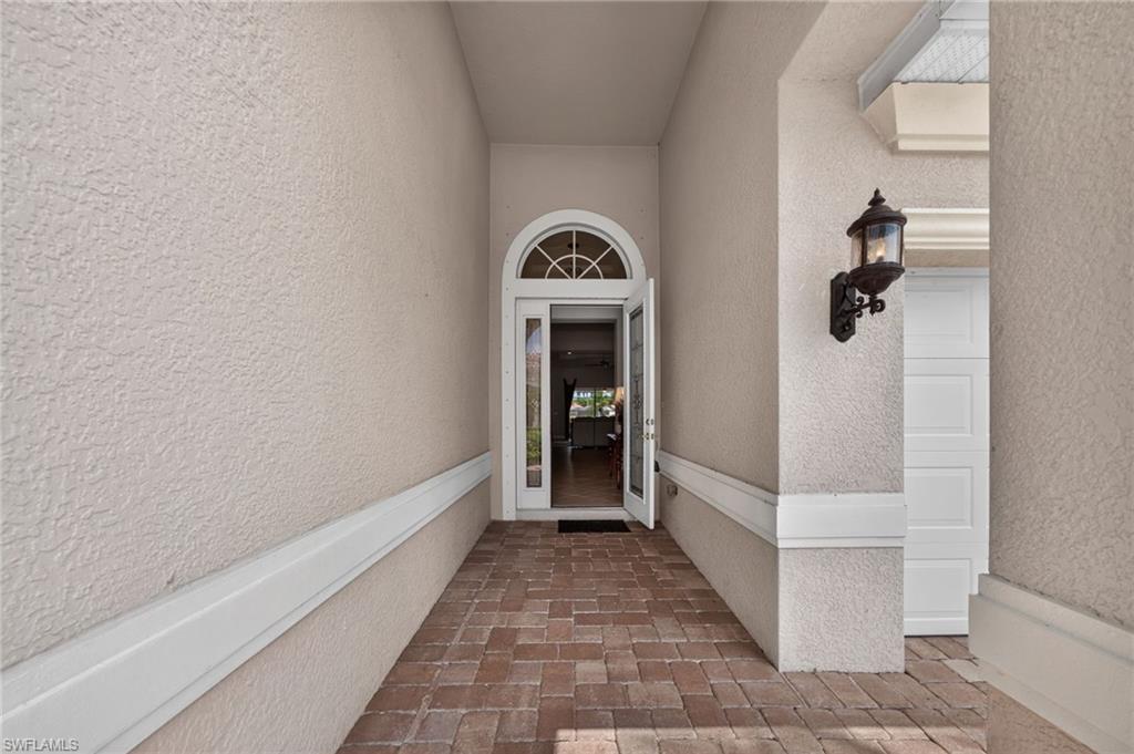 14073 Lavante Ct Property Photo 3